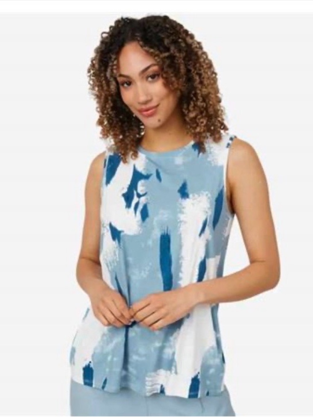 WYNNE LAYERS Top Blues Grey White Abstract NWT Sz L